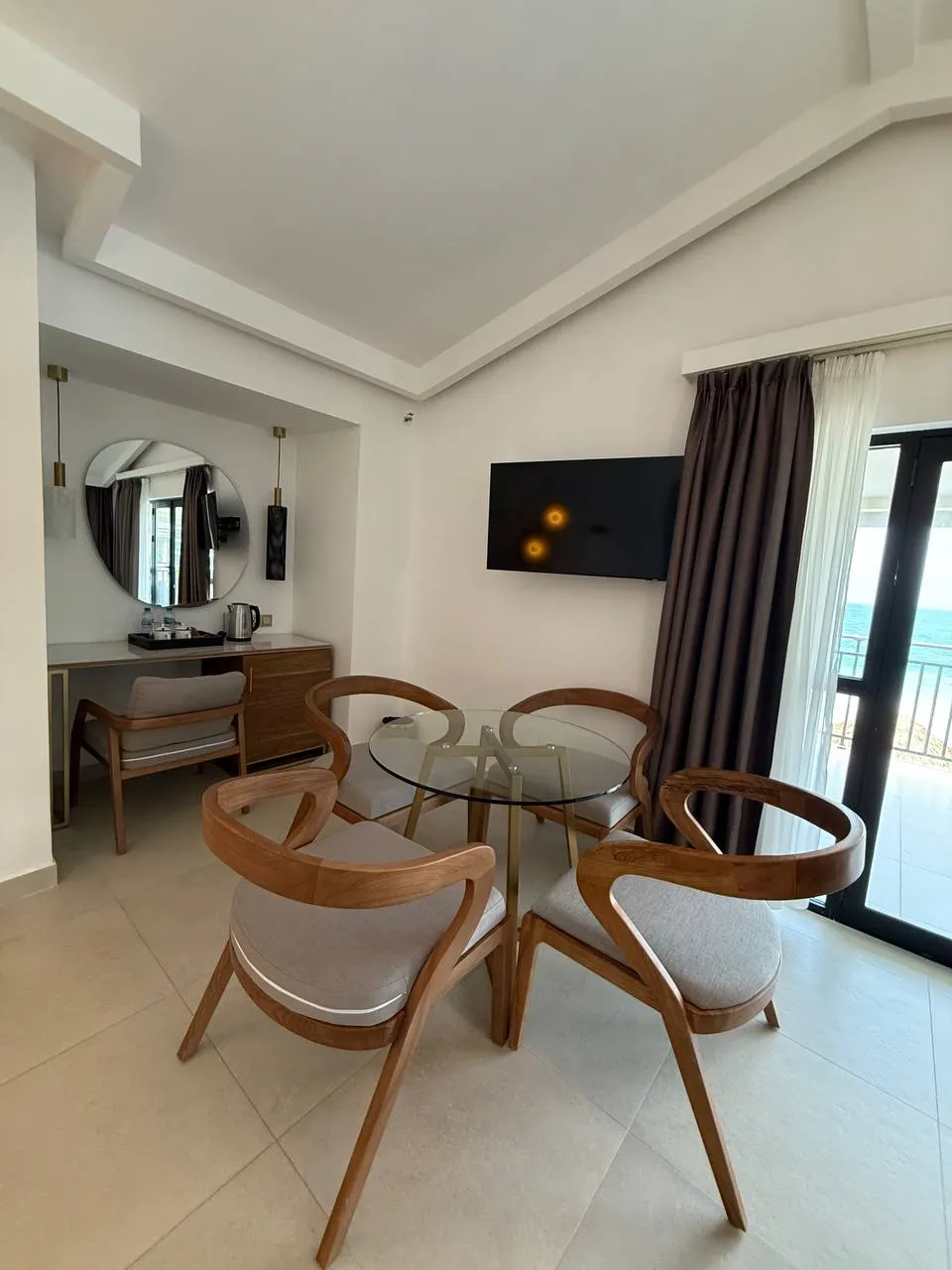 Coral Strand Smart Choice Hotel